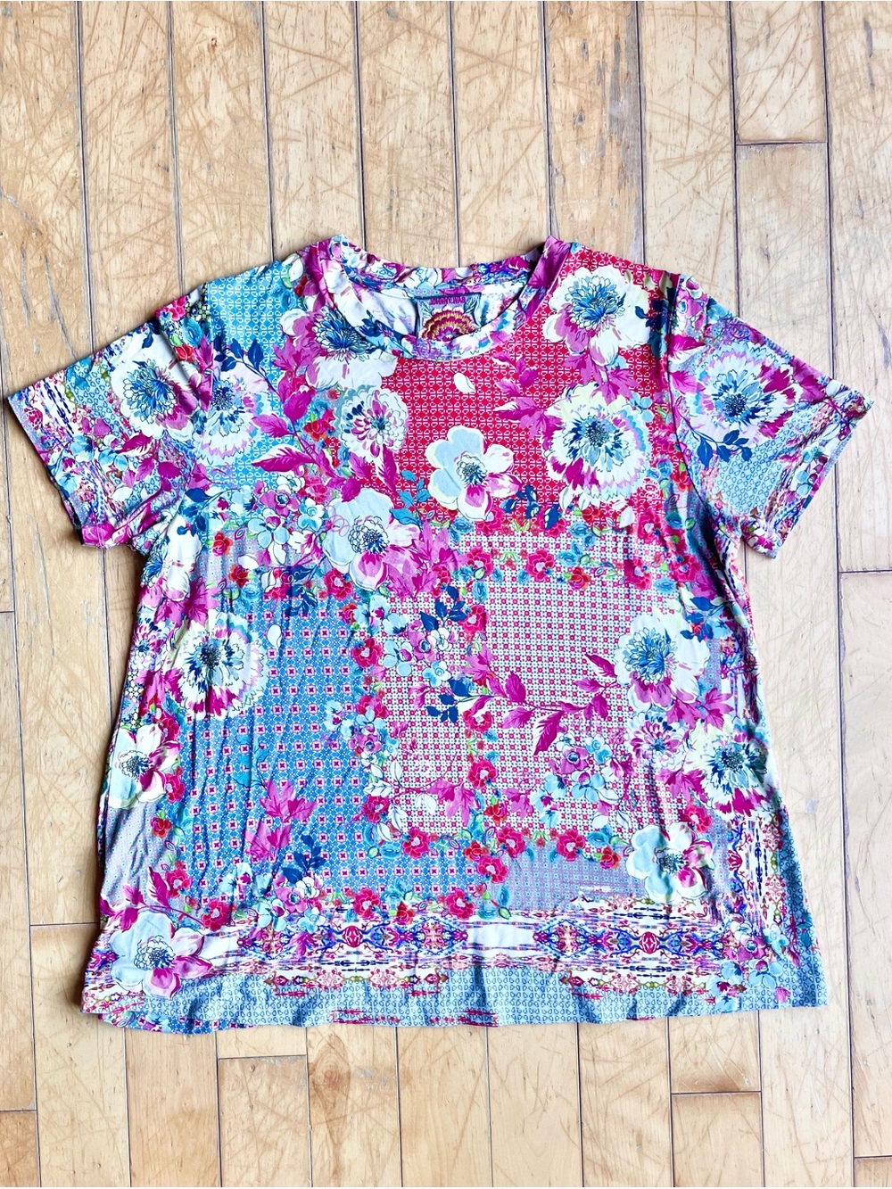 Johnny Was Bamboo Floral Patchwork Boho Short Sleeve Crewneck Top Size Large